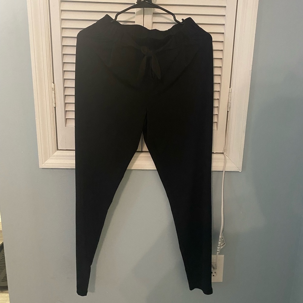 Beautiful black dressy pants.